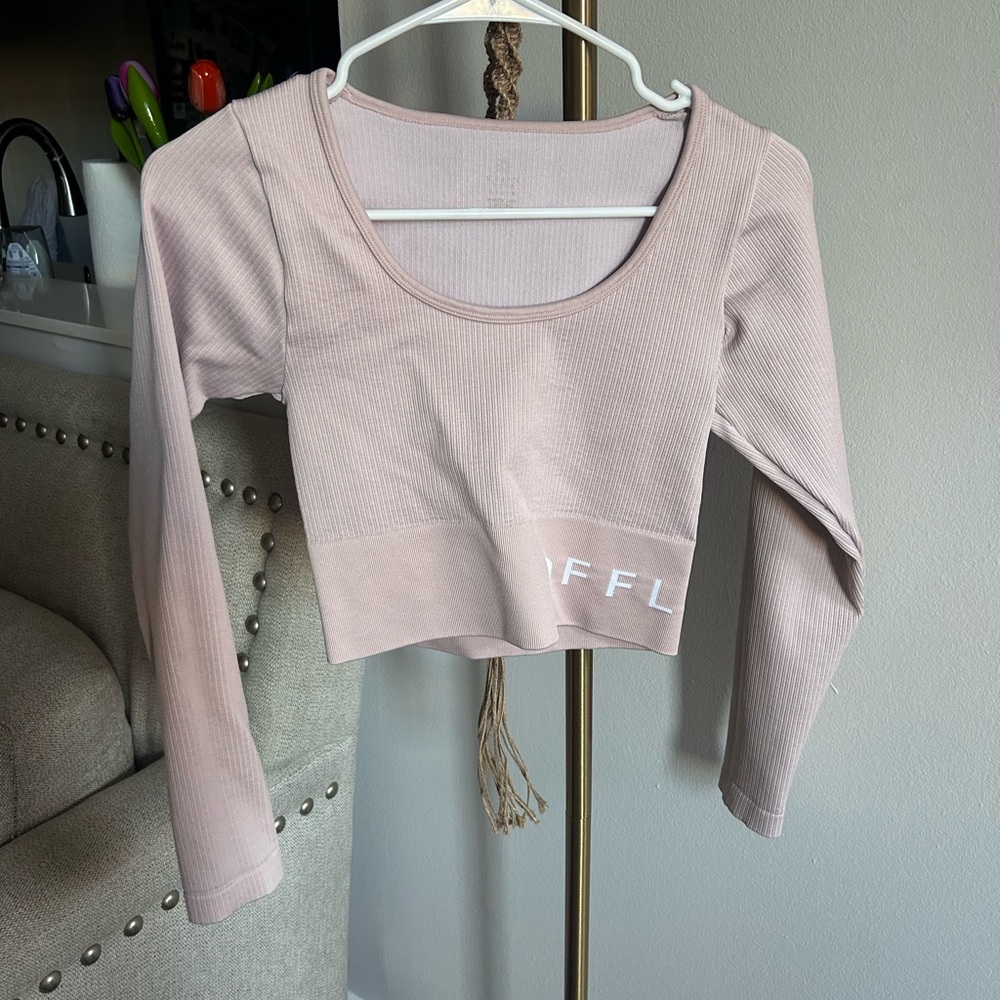 Offline by Aerie longsleeve cropped tee